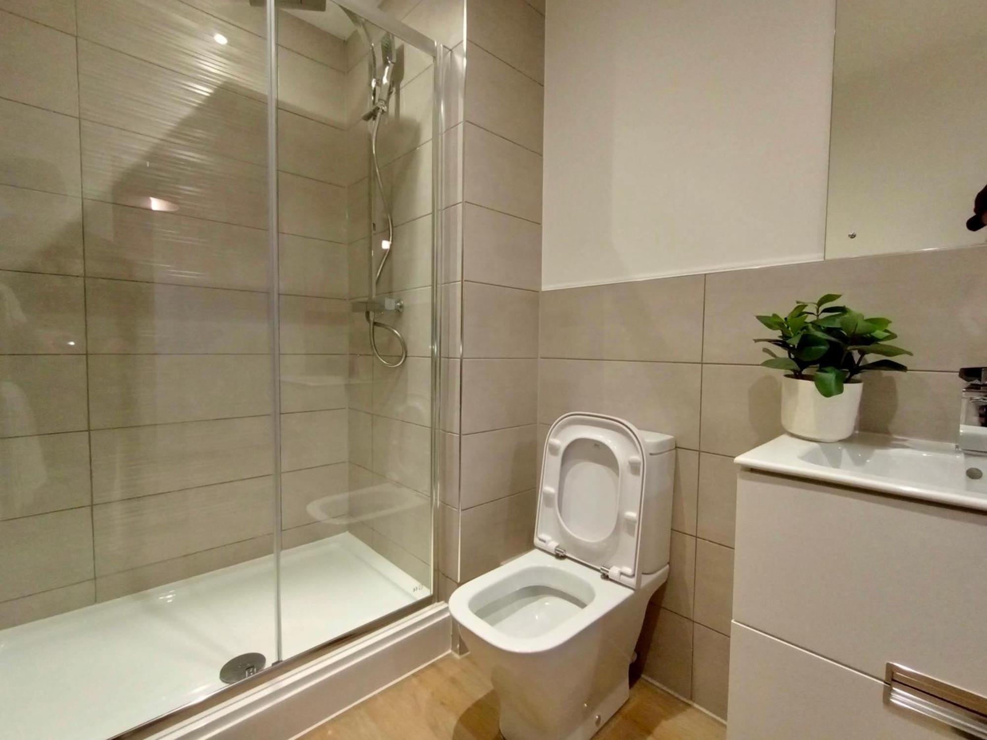 Luxury 2 Bed 2 Bath Flat Near Old Trafford Apartment Manchester Exterior foto