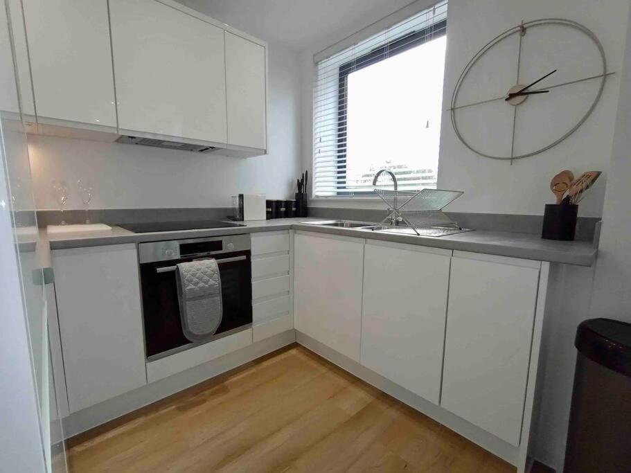 Luxury 2 Bed 2 Bath Flat Near Old Trafford Apartment Manchester Exterior foto